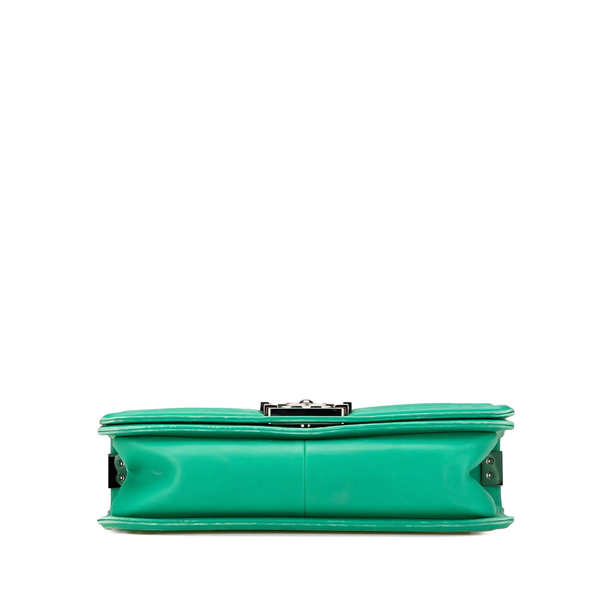 CHANEL Chain CC Wallet on Chain Quilted Caviar Medium Weiß