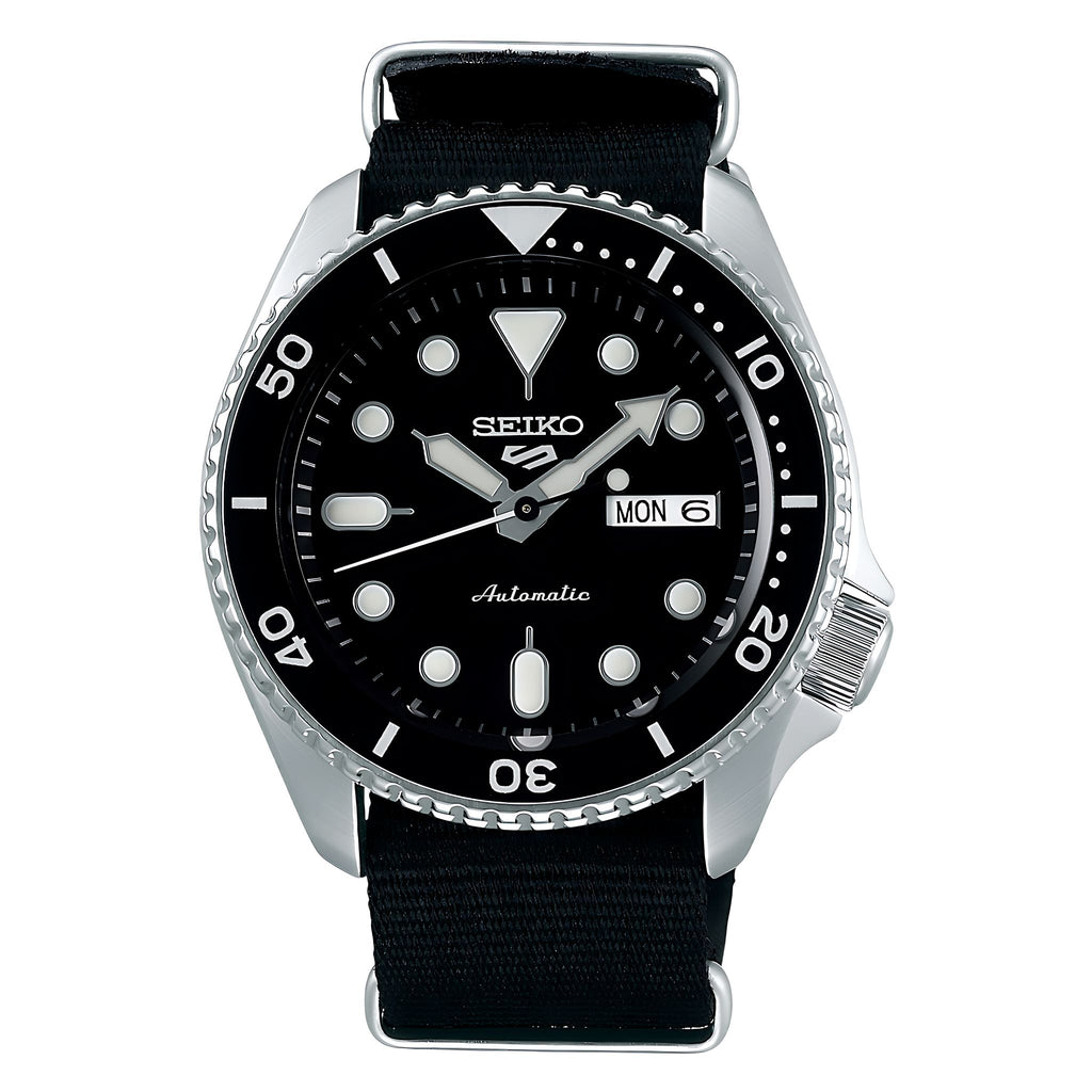 Seiko 5 Sports SKX SRPD55K3 Automatik Herrenuhr mit schwarzem Nylonarmband